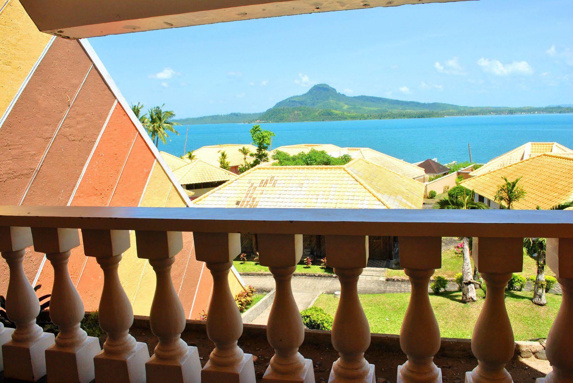 Leyte Park Resort Hotel Tacloban Ngoại thất bức ảnh